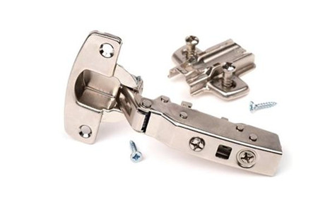 精密沖壓件加工時(shí)如何獲得尺寸精度？